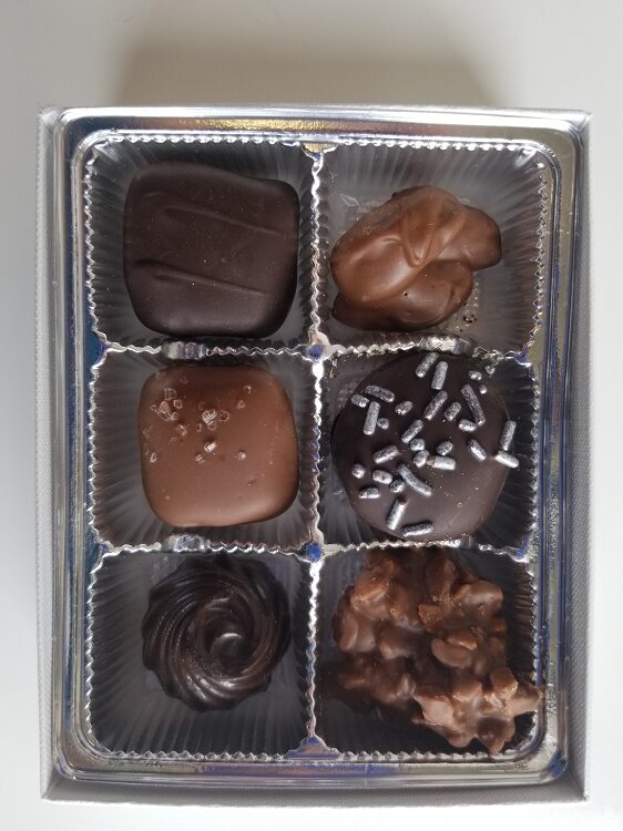 6 Piece Assortment - Holiday - Image 2